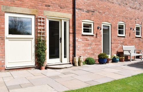 Swanwick Casa | White Heather Barn