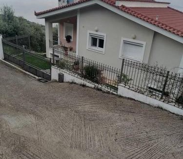 Paralia Porovitsis Casa | White Hill Platanos