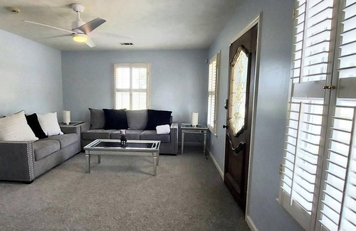 Warm Springs Cabaña | White House Ranch two bedroom with pool, ranch animals & gorgeous sunsets.