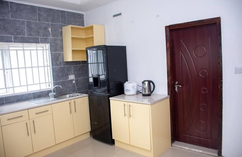 Brusubi Villa | White Luxury Mansion