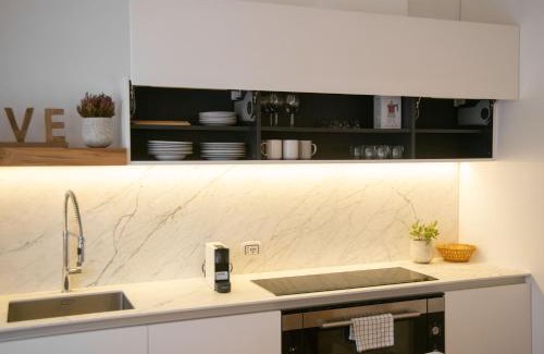 Crema Apartamento | White Moon crema & Parking
