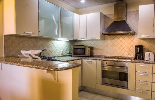 St. Lawrence Gap Apartamento | White Sands Beach Condos