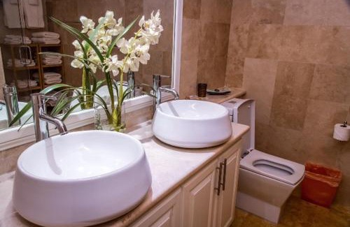 St. Lawrence Gap Apartamento | White Sands Beach Condos