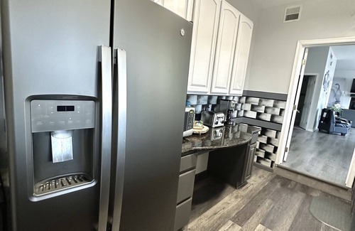Bushkill Casa | Cisne blanco junto al estanque HotTub 3800sqft Moderno SsMook Home Water Front