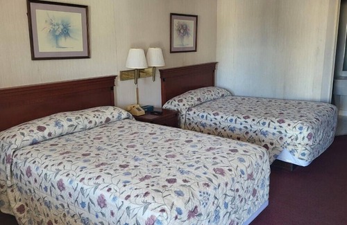 Loganville Hotel | Whits Inn