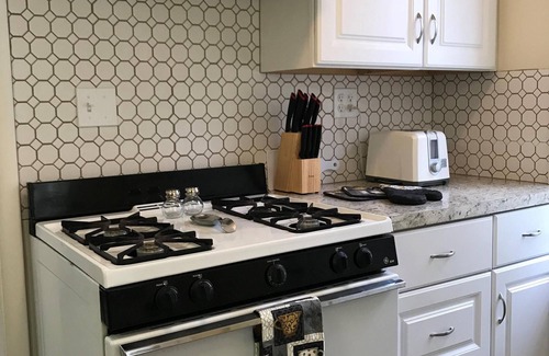 Butler Apartamento | ¿Por qué quedarse en un hotel cuando puede alojarse en un apartamento bellamente amueblado?