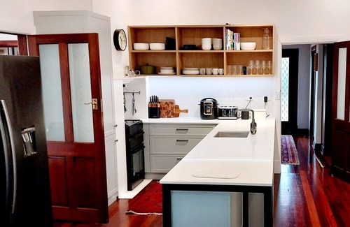 Whyalla Casa | Whyalla House - Home2Home Executive Accommodation