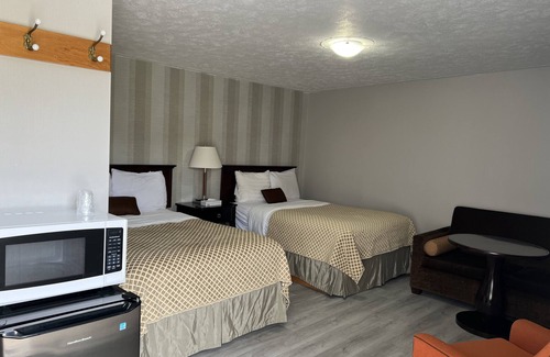 Wiarton Hotel | Wiarton willys inn