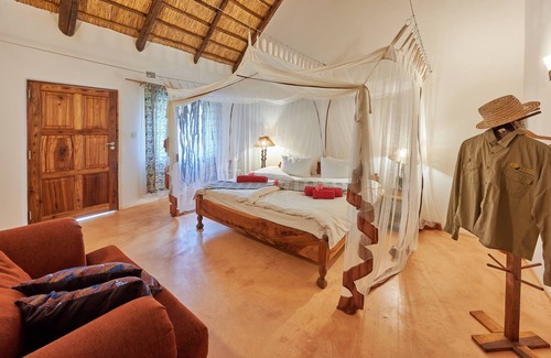 Lusaka Cabina | Wild Dogs Lodge