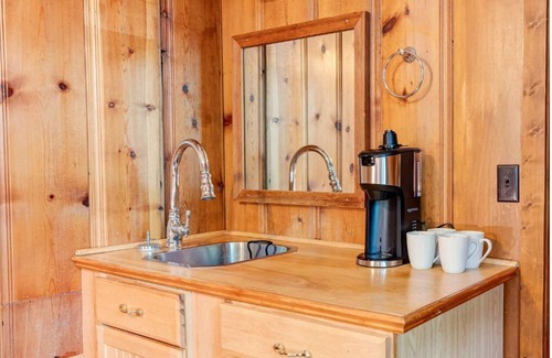 Waynesville Hotel | Wildrest Hotel