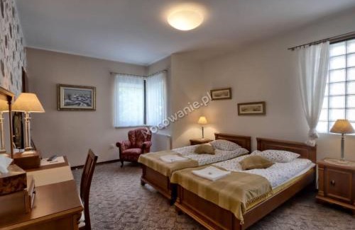 Wzgorze Swietego Maksymiliana Cama Y Desayuno | Willa Anna