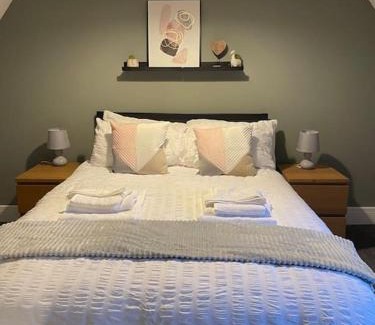 King's Lynn Apartamento | Willow House - 2bedroom Townhouse with free parking in town centre! by Shortstays4U