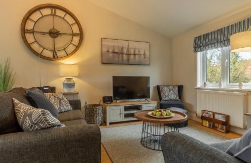 Holme Casa | Willow Lodge