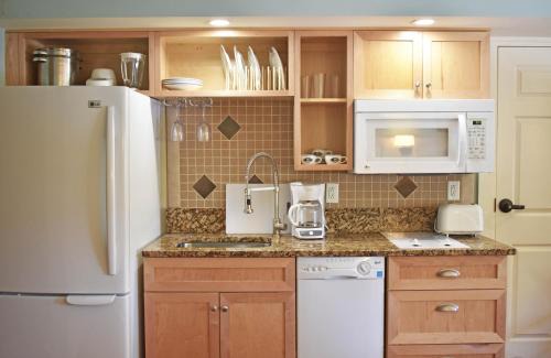 Murrells Inlet Hotel | Willow Lodge