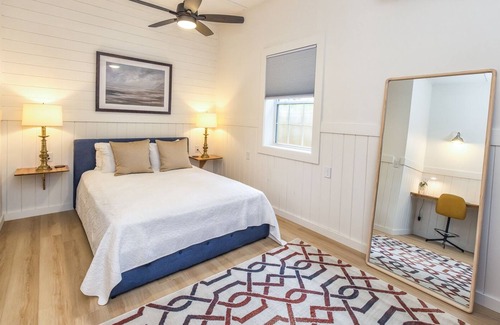 Wilmington Cabaña | Wilmington Midtown Guest Home. Minutes to downtown and the beach!