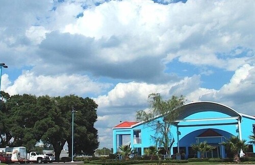 Loxley Hotel | Wind Chase Inn