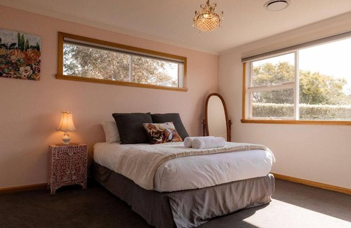 Bicheno Casa | Windrift Retreat - Family & Sea