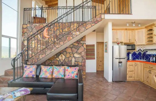 San Antonio de las Minas Casa | Wine Country Loft en Valle de Guadalupe ubicado en Working Vineyard