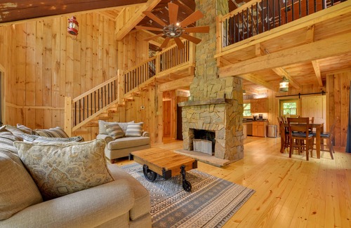 Olin Cabaña | Wine Country Cottage w/ Fire Pit in Olin!