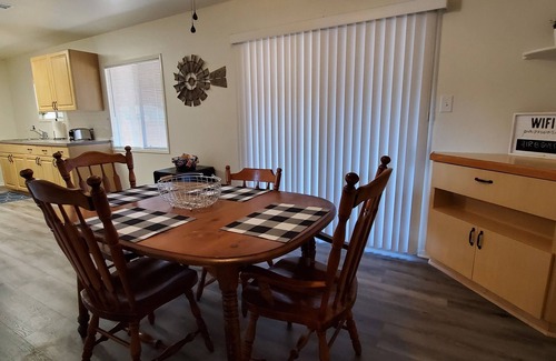 Temecula Casa | Wine Country Cute & Cozy home in Downtown Murrieta 30 day rental