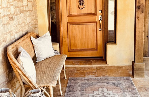 Glen Ellen Villa | Escapada provincial de Villa Gaia con viñedo y piscina en el corazón del país del vino.