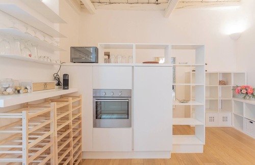 Como City Centre Apartamento | Wine Not Apartment in Como City Centre