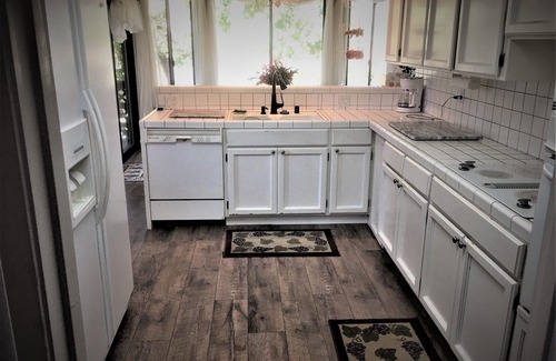 Drytown Casa | Quédate en un pequeño viñedo en el hermoso condado de Amador Wine