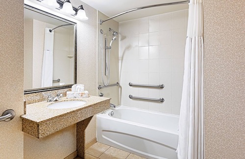 Columbia Hotel | Wingate by Wyndham Columbia / Lexington