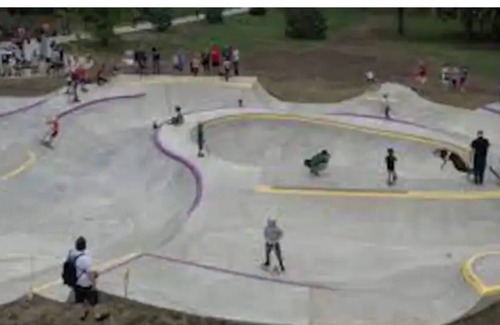 Oconomowoc Casa | Winter rental house downtown Otown - No pet fees!