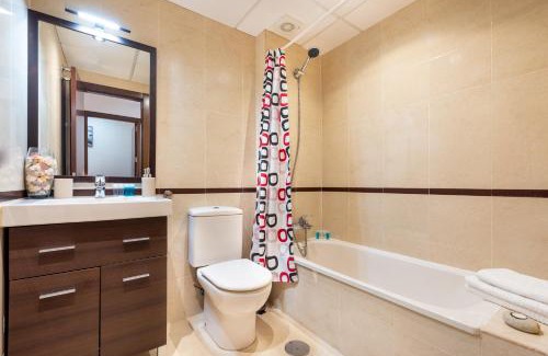 Torre de Benagalbon Apartamento | WintowinRentals Relax, Playa, Wifi & Parking