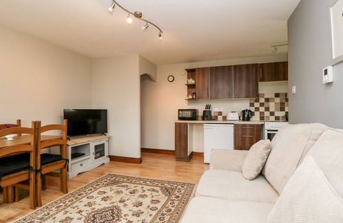 Highbridge Cabaña | GLICINIAS CHALET, con un jardín en Watchfield, Ref 20499