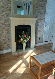 Trecynon Casa | Wisteria Cottage an authentic and enchanting 2 bedroom cottage experience