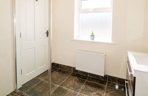 Annagry Cabaña | WISTERIA COTTAGE, family friendly in Annagry, County Donegal