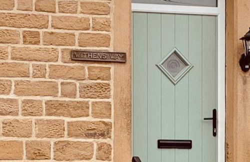 Haworth Casa | Withens Way Holiday Cottage, 2 Bedrooms, Haworth