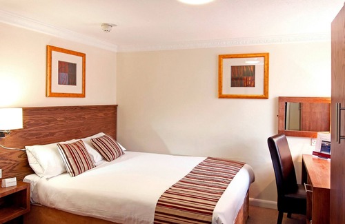 Wolverhampton Hotel | Wolverhampton Goldthorn Hotel