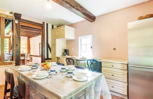 Saint-Georges-du-Mesnil Villa | Maravillosa casa de vacaciones privada para 10 personas con WIFI, TV y mascotas permitida