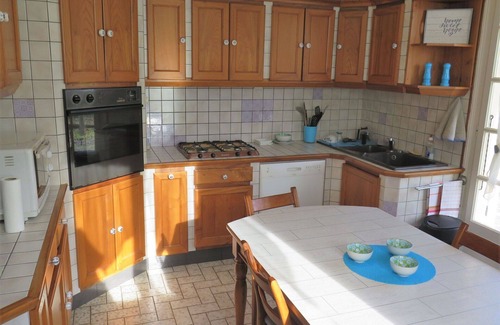 Saint-Rabier Villa | Wonderful private villa for 4 people with WIFI, A/C, TV, terrace, pets allowed and parking