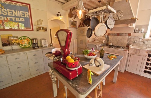 Pergine Valdarno Villa | Casa de vacaciones privada con piscina privada, WIFI, A/C, TV, mascotas permitida, cerca de Arezzo