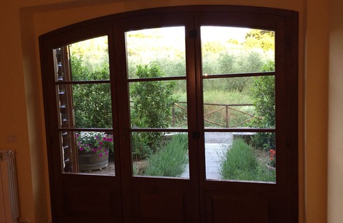 Villa A Sesta Villa | Casa de vacaciones privada con WIFI, A/C, piscina, TV, patio, vista panorámica, cerca de Siena