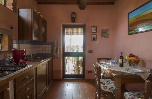 Laterina Villa | Casa de vacaciones privada con WIFI, piscina, TV, patio, mascotas permitida, cerca de Arezzo