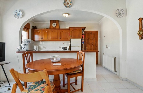 Quesada Casa | Estupenda casa de vacaciones privada con piscina privada, A/C, WIFI, terraza y mascotas permitida