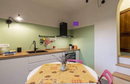 Civezza Casa | Preciosa casa de vacaciones privada para 2 personas con WIFI, terraza y vista panorámica