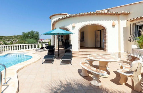 Rafol de Almunia Villa | Preciosa casa de vacaciones privada con WIFI, piscina privada, A/C, TV, patio y vista panorámica