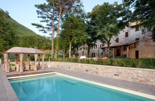 Nerbisci Villa | Preciosa casa de vacaciones privada con piscina privada, A/C, WIFI, TV, patio y vista panorámica