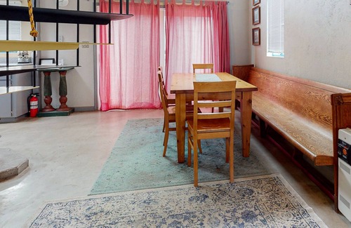 Salmon Creek Casa | Wonderful Studio Steps From the Water w/Deck, Private Washer/Dryer, Free WiFi