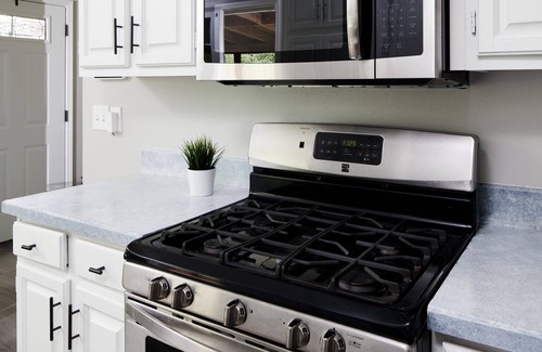 Cedar Mill Casa | Wonderful updated cottage in the country!