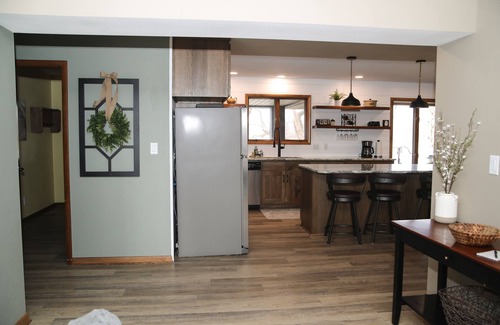 Milton Casa | Wooded Pond Retreat