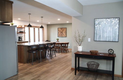 Milton Casa | Wooded Pond Retreat