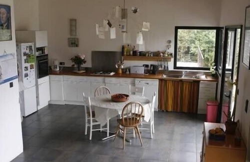 Plougonvelin Casa | Casa de madera del arquitecto, orientada al sur, orientada al mar.