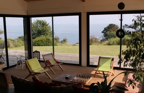 Plougonvelin Casa | Casa de madera del arquitecto, orientada al sur, orientada al mar.